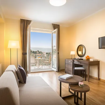 Remisens Metropol 5*