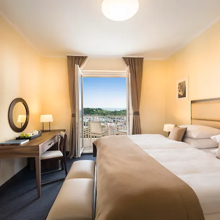 Remisens Metropol Hotel 5*